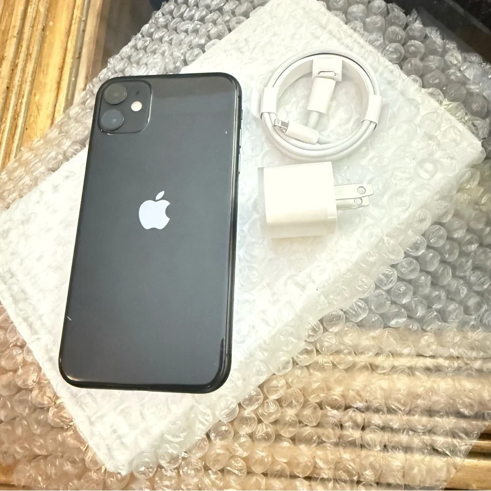 iPhone 11 64GB unlocked for any company